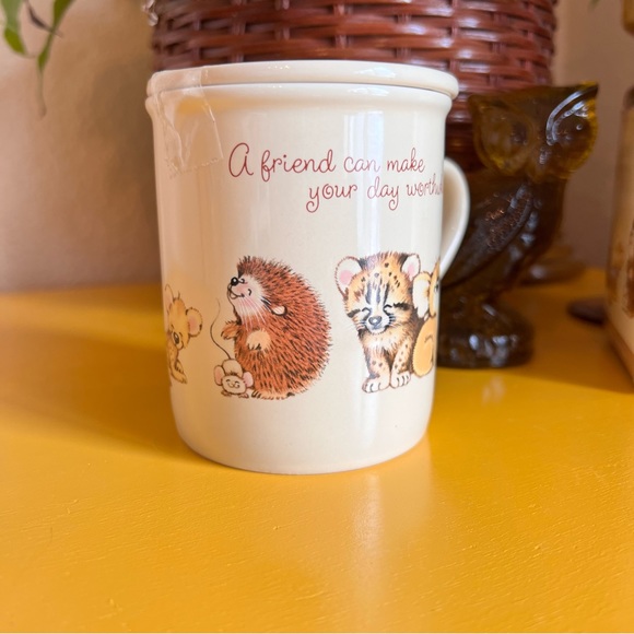 New In Box!!! Vintage 1980s Mug with Lid - Picture 2 of 6